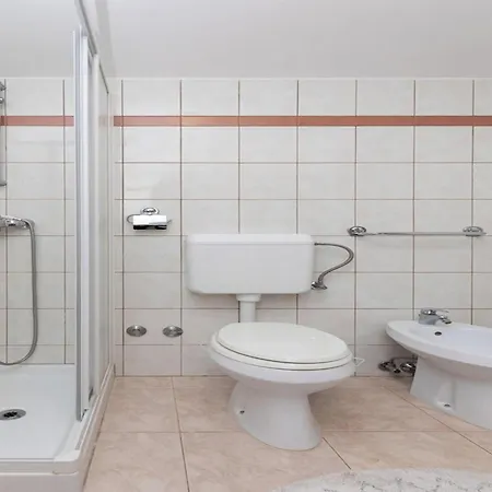 Appartement House In With Private Pool And *